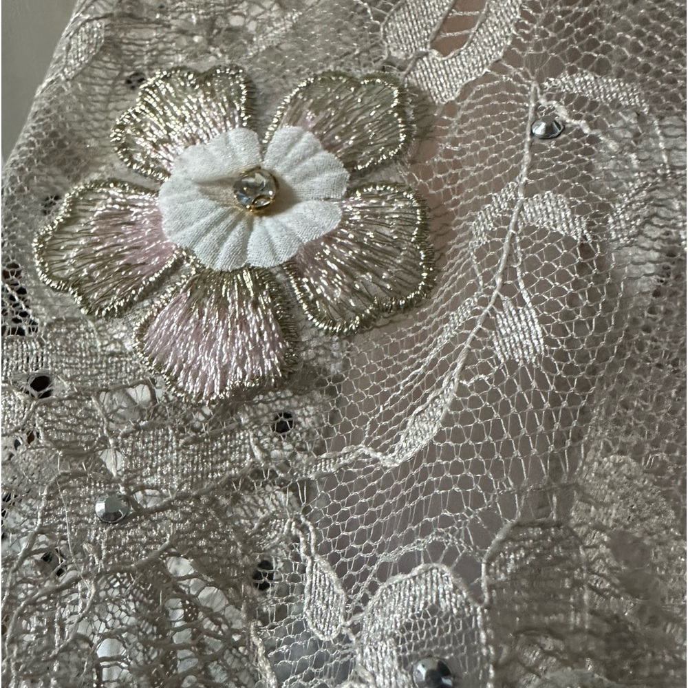 Mac Duggal Elegant Floral Embroidered Dress - Picture 12 of 14